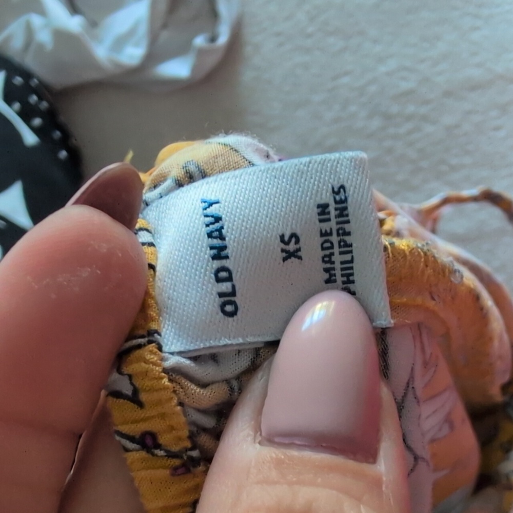 Old Navy Yellow Maxi Sundress Sleeveless Spaghetti Strap - Picture 6 of 7